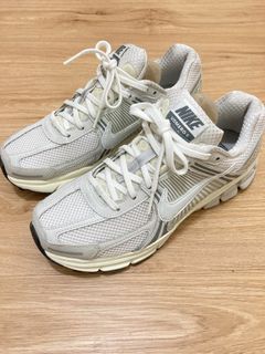 由 softlip (刊登 ID 1423028819，圖片 1) 提交，位於 的 (類別：)，說明：。