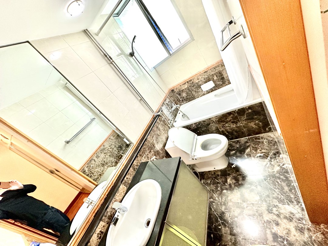 (Category: ) located in . Submitted by kinnergy (Listing ID 1327922998, Image 1). Description: .