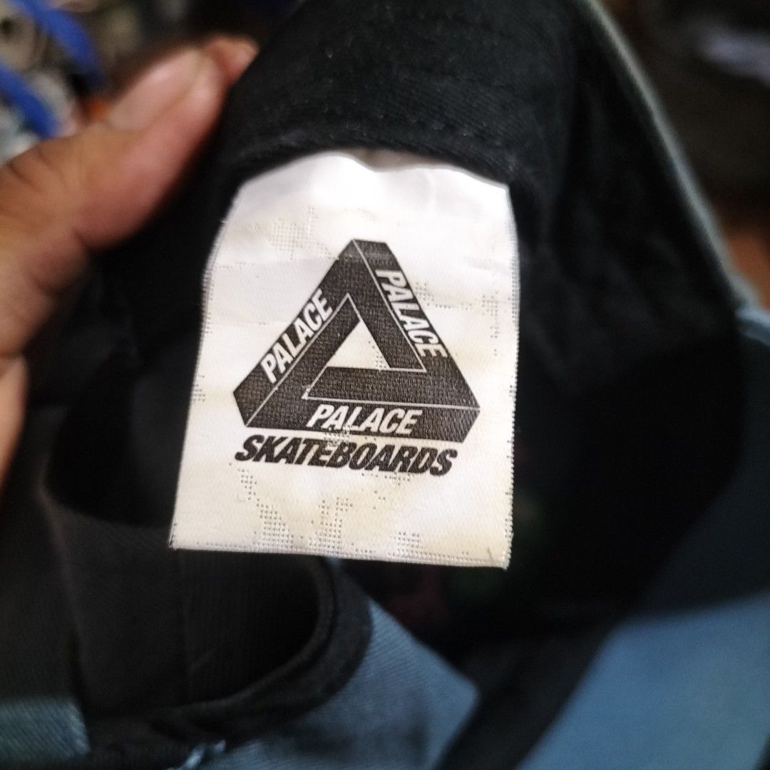 Palace Skateboard Clubhouse 6 panel Cap (Category: Caps & Hats) located in Sindangan. Submitted by thrift_hunter73 (Listing ID 1423008065, Image 3). Description: Palace Skateboard Clubhouse 6 panel Cap.