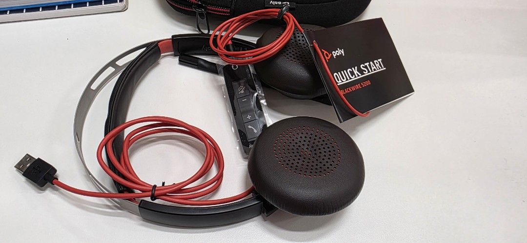 Poly Blackwire 5220 headset65561625513603110