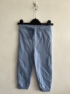 (Category: ) located in . Submitted by thrift.reset (Listing ID 1422917766, Image 1). Description: .