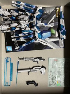 （分類：）位於 。 由 gundam_polee 提交（商品編號 1423048211，圖片 1）。簡介： 。