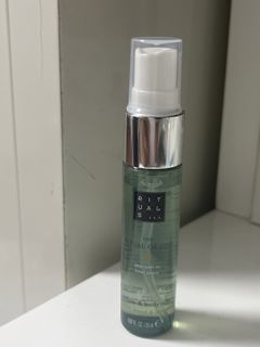（分類：）位於 。 由 yyooyyy 提交（商品編號 1423004189，圖片 1）。簡介： 。