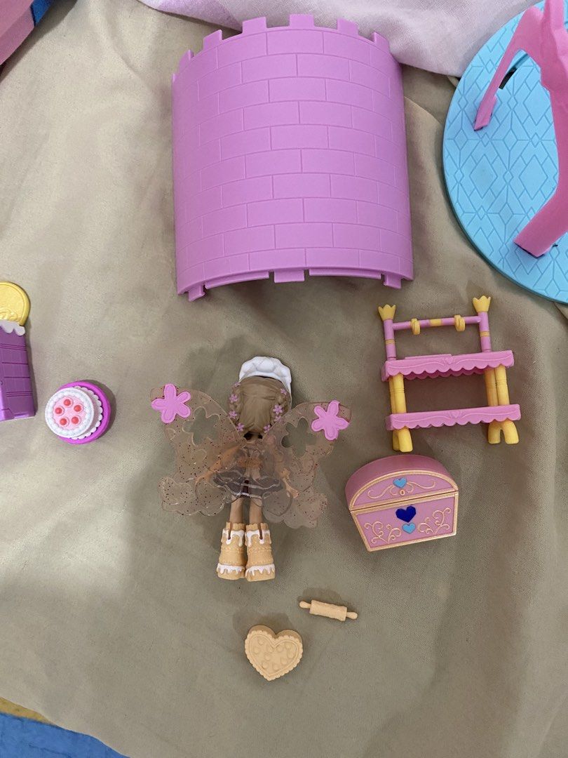 Royale High Bakery Set Toy (Category: Kids Toys) located in Iloilo. Submitted by himeachan (Listing ID 1422989989, Image 2). Description: Royale High Bakery Set Toy without the toy code - No Defect / No evident stains- PM for inquiries / details.