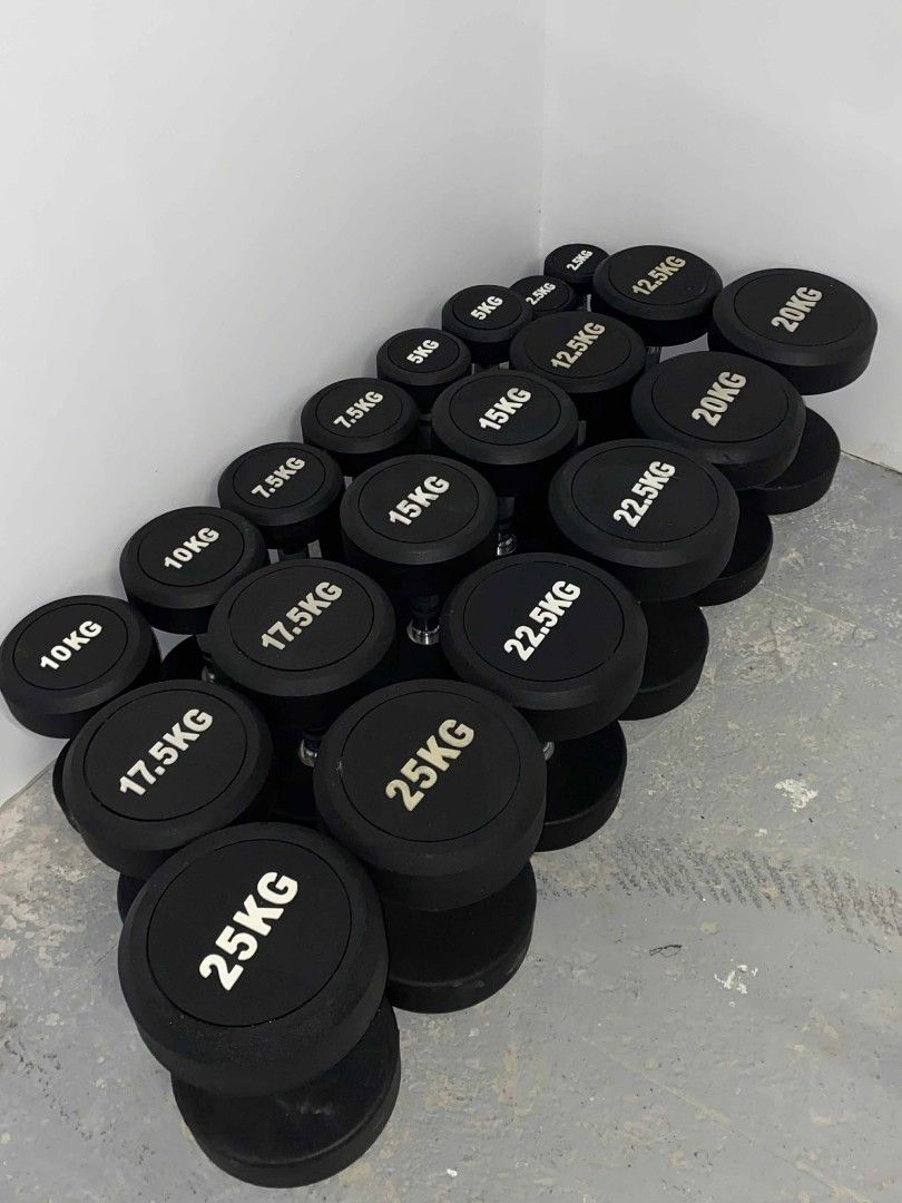 Rubber Dumbbell Set (Category: Weights & Dumbbells) located in Caloocan City. Submitted by protein888 (Listing ID 1422944728, Image 1). Description: Set of rubber dumbbells with various weights. Weights include 2.5kg, 5kg, 7.5kg, 10kg, 12.5kg, 15kg, 17.5kg, 20kg, 22.5kg, and 25kg. The dumbbells are black with white weight markings..