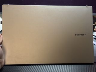 （分類：）位於 。 由 namnnn 提交（商品編號 1423068574，圖片 1）。簡介： 。