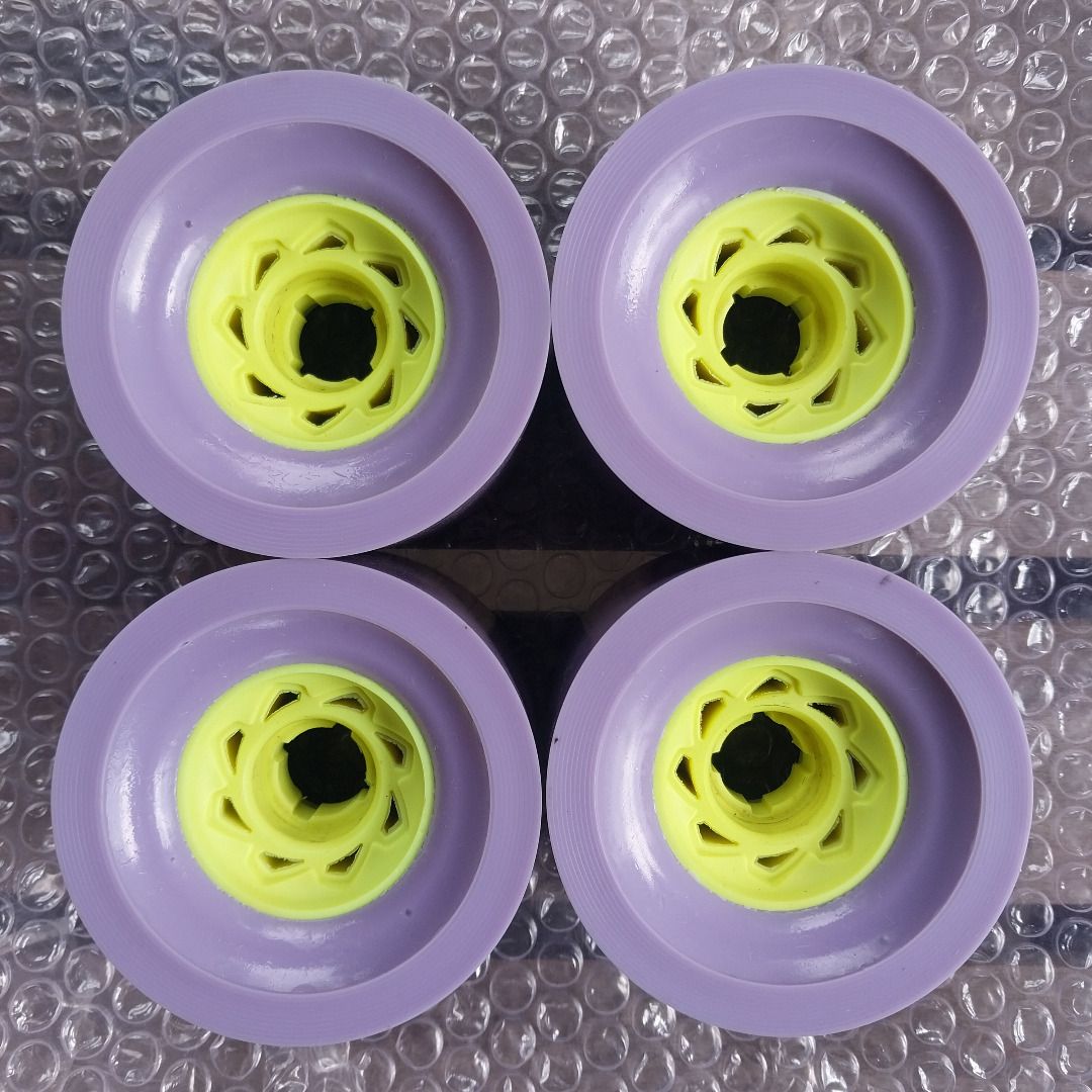 Seismic Alpha 74a Longboard Skateboard Wheels (Category: Skates, Rollerblades & Scooters) located in Bacolod City. Submitted by window84 (Listing ID 1422965859, Image 2). Description: - 80.5mm x 61mm - mounted but never used - full skin - good as new.