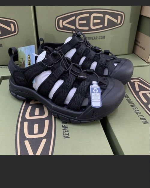 SG stock KEEN Newport H2 Sandals - Brand New (Category: Sandals) located in Singapore. Submitted by Lovelylife520 (Listing ID 1422905986, Image 1). Description: Brand new KEEN Newport H2 sandals. Available in black and white. Comfortable and durable, perfect for outdoor activities. Size EU 38-44 available .