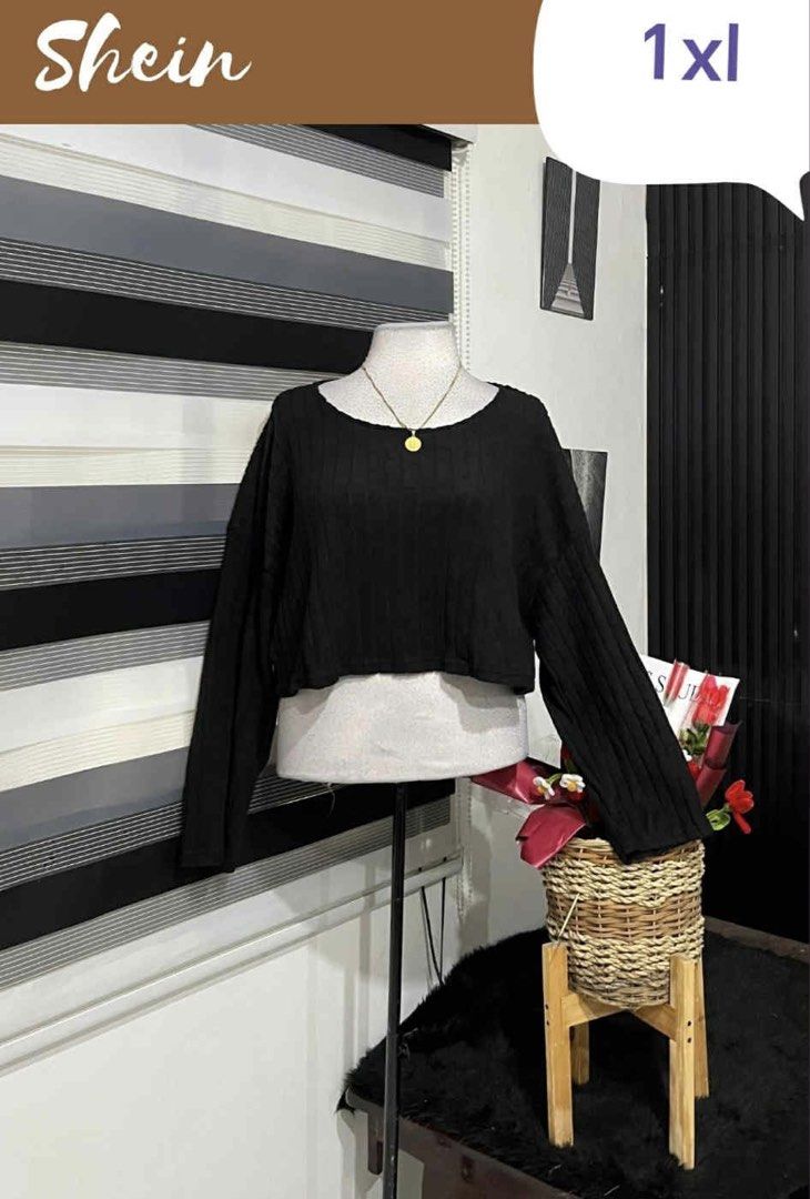 Shein Black Crop Top 1XL (Category: Others Tops) located in San Pablo. Submitted by ringolover12 (Listing ID 1422922676, Image 1). Description: - Shein black crop top - Size: 1XL - Features: Long sleeves, round neckline - Material: Ribbed - Style: Versatile, can be paired with different bottoms Used Once MOP: GCASH, MAYA, BPI Shipping via JRS or LBC Nationwide NO Return NO Exchange All Sales are final.