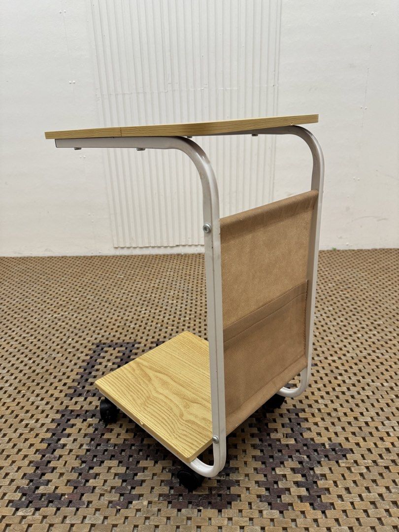 Side Table (Category: Tables & Sets) located in Quezon City. Submitted by matetdevis13 (Listing ID 1422954737, Image 2). Description: C-Shape Side Table Price: 1500 L11.5 x W16 x H24 In good condition Code JMD3-E593.