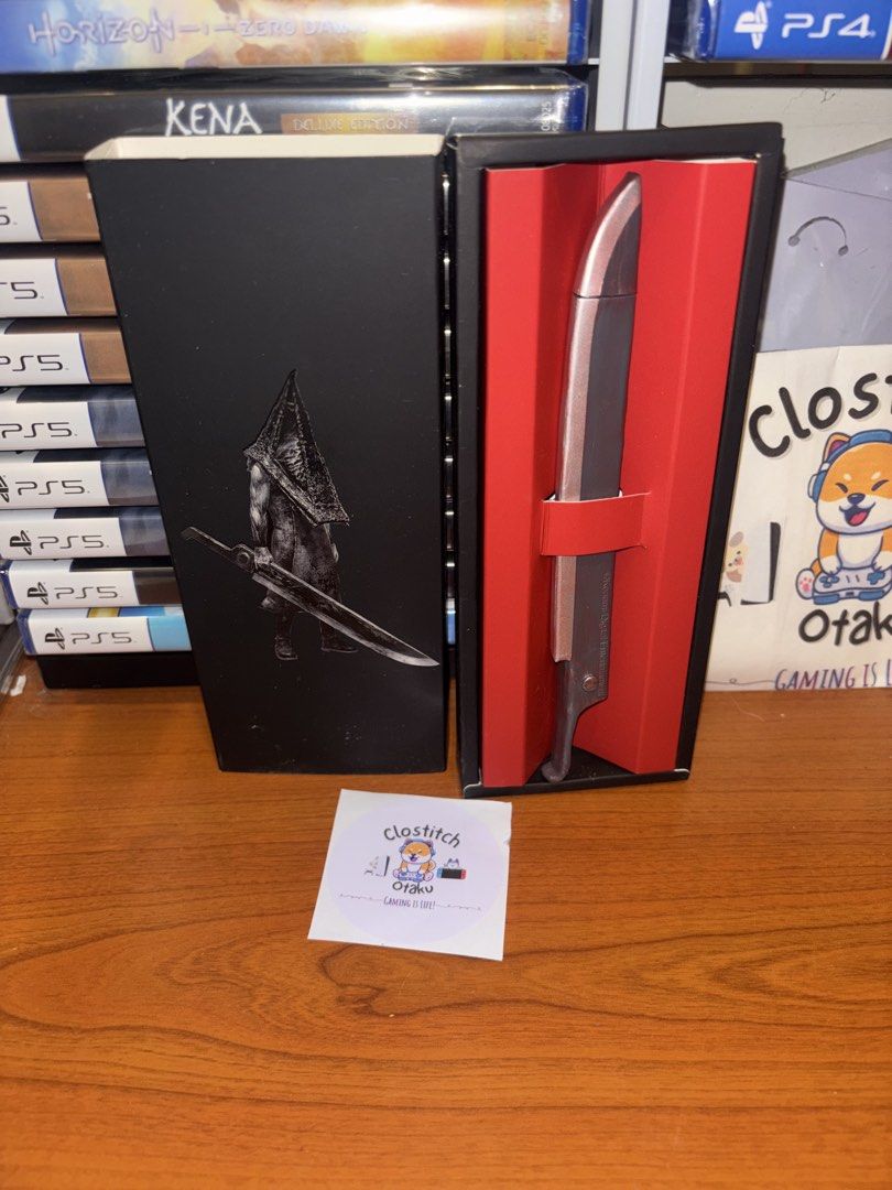 Silent Hill Sword Pen Limited Edition (Category: Stationery & School Supplies) located in Quezon City. Submitted by clostitchotaku100 (Listing ID 1422993850, Image 1). Description: .