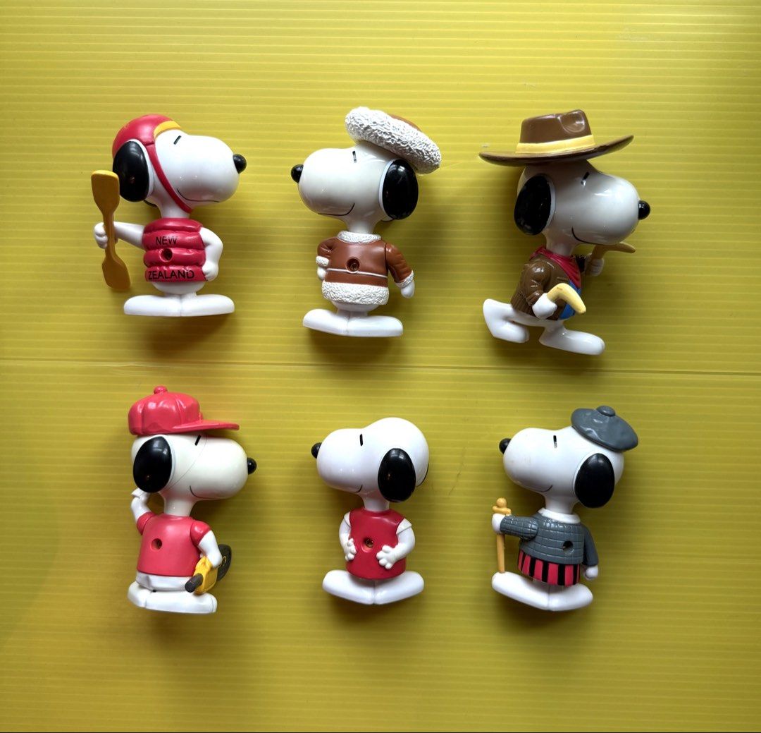 Snoopy Figures (Category: Toy Figures) located in Singapore. Submitted by tickatee (Listing ID 1422930833, Image 2). Description: $5 each. Self collect at Punggol Field. Mailing additional $3. All 6:$25.