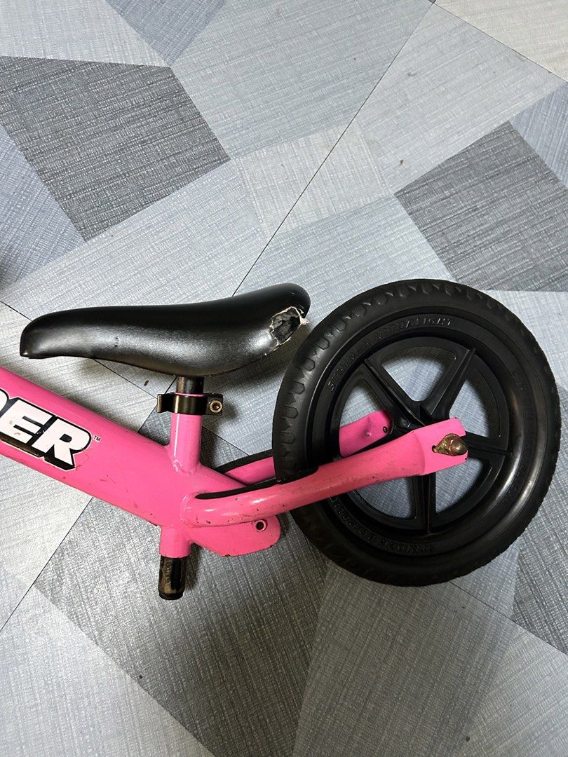 Strider Pink 12" (Category: Bicycles) located in Quezon City. Submitted by japansurplus2 (Listing ID 1423003070, Image 3). Description: .
