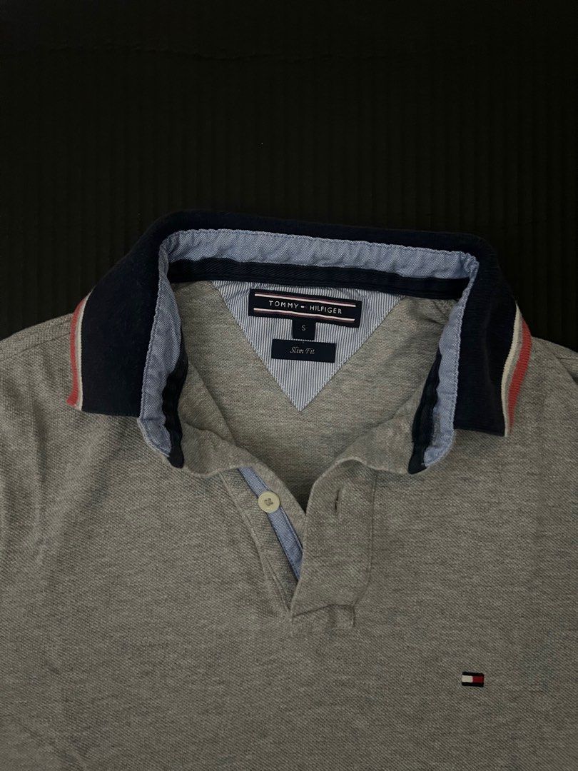 Tommy Hilfiger slim fit gray polo (Category: Tshirts & Polo Shirts ) located in Cebu City. Submitted by rap.declutter (Listing ID 1423016940, Image 2). Description: Original Size: Small - slim fit RFS: does not fit anymore Dm for dimensions .