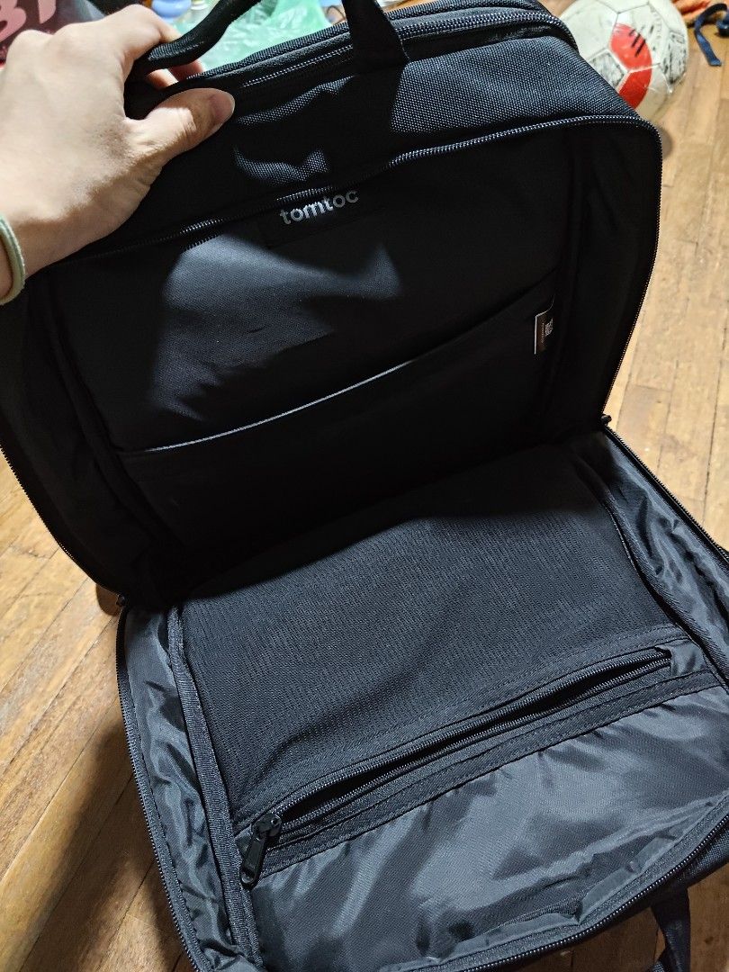 Tomtoc Workpack (Category: Backpacks) located in Kuala Lumpur. Submitted by kenjiw. (Listing ID 1423064951, Image 3). Description: bag has been used for quite some time but condition still great ykk zippers thru and thru padded laptop sleeve fit up to 16 inch.
