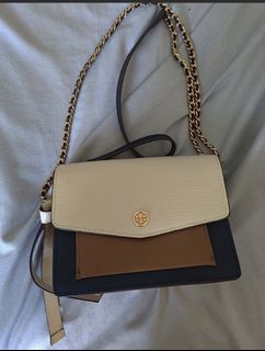（分類：）位於 。 由 wandyyau 提交（商品編號 1422954357，圖片 1）。簡介： 。