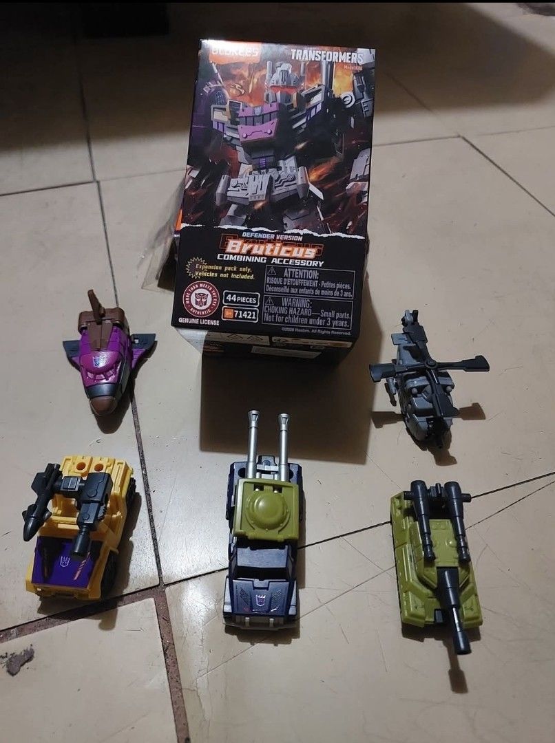 Transformers Generations Combiner Wars Bruticus Command Accessory (Category: Action & Battle Toys) located in Pasay City. Submitted by fhranciscorner (Listing ID 1423056542, Image 1). Description: - Transformers Generations Combiner Wars Bruticus Command Accessory - Includes Bruticus box - Includes individual figures - Great for Transformers collectors!.