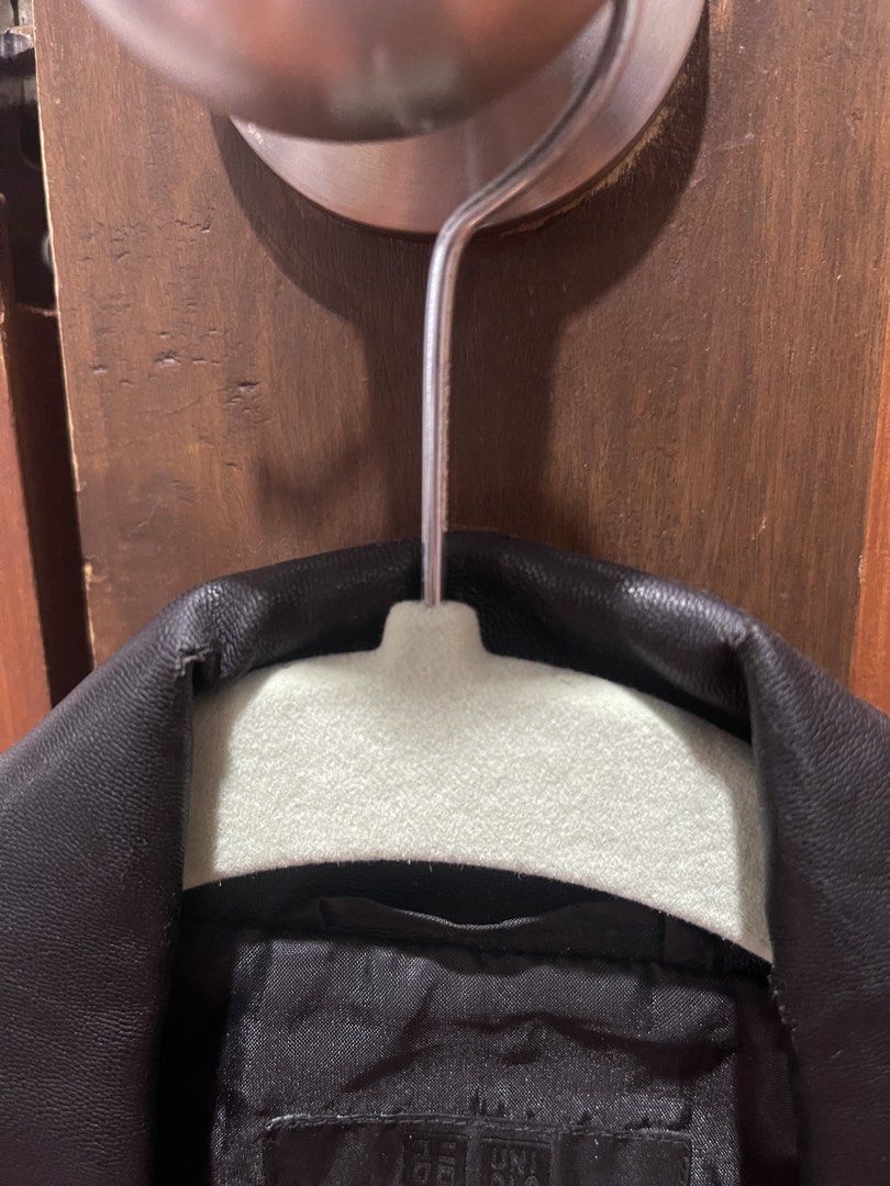 Uniqlo Black Faux Leather Jacket (Category: Coats, Jackets and Outerwear) located in Cainta. Submitted by engelerrrr (Listing ID 1422967683, Image 3). Description: .
