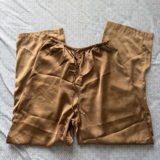 (Category: ) located in . Submitted by preloved.by.mae (Listing ID 1423031529, Image 1). Description: .