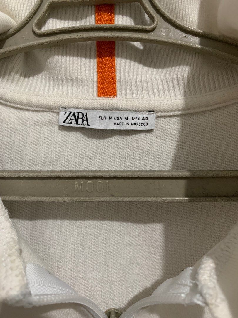 Zara polo quarter zip (Category: Tshirts & Polo Shirts ) located in Pasig City. Submitted by tuscano (Listing ID 1423051375, Image 2). Description: i bought it for 2,799 and selling it for only 800. no major issues. condition 9/10 price is still negotiable, dm me if interested! .