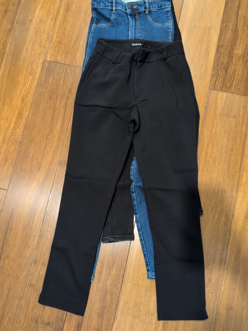 Zara, Stradivarius Jeans Bundle (Category: Jeans) located in Manila. Submitted by csisters3 (Listing ID 1422974196, Image 2). Description: - Bundle includes three pants: - Dark wash denim (Zara) - Black denim - Black pants (Stradivarius) - All pants feature button and zipper closures. - Likely skinny fit..