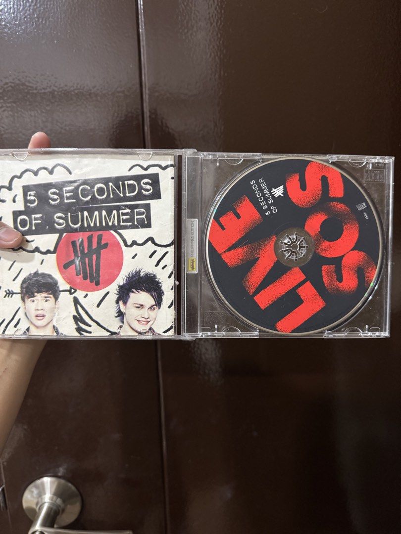 5 Seconds of Summer Live SOS CD (Category: CDs & DVDs) located in Manila. Submitted by ara_bel (Listing ID 1423181550, Image 3). Description: .