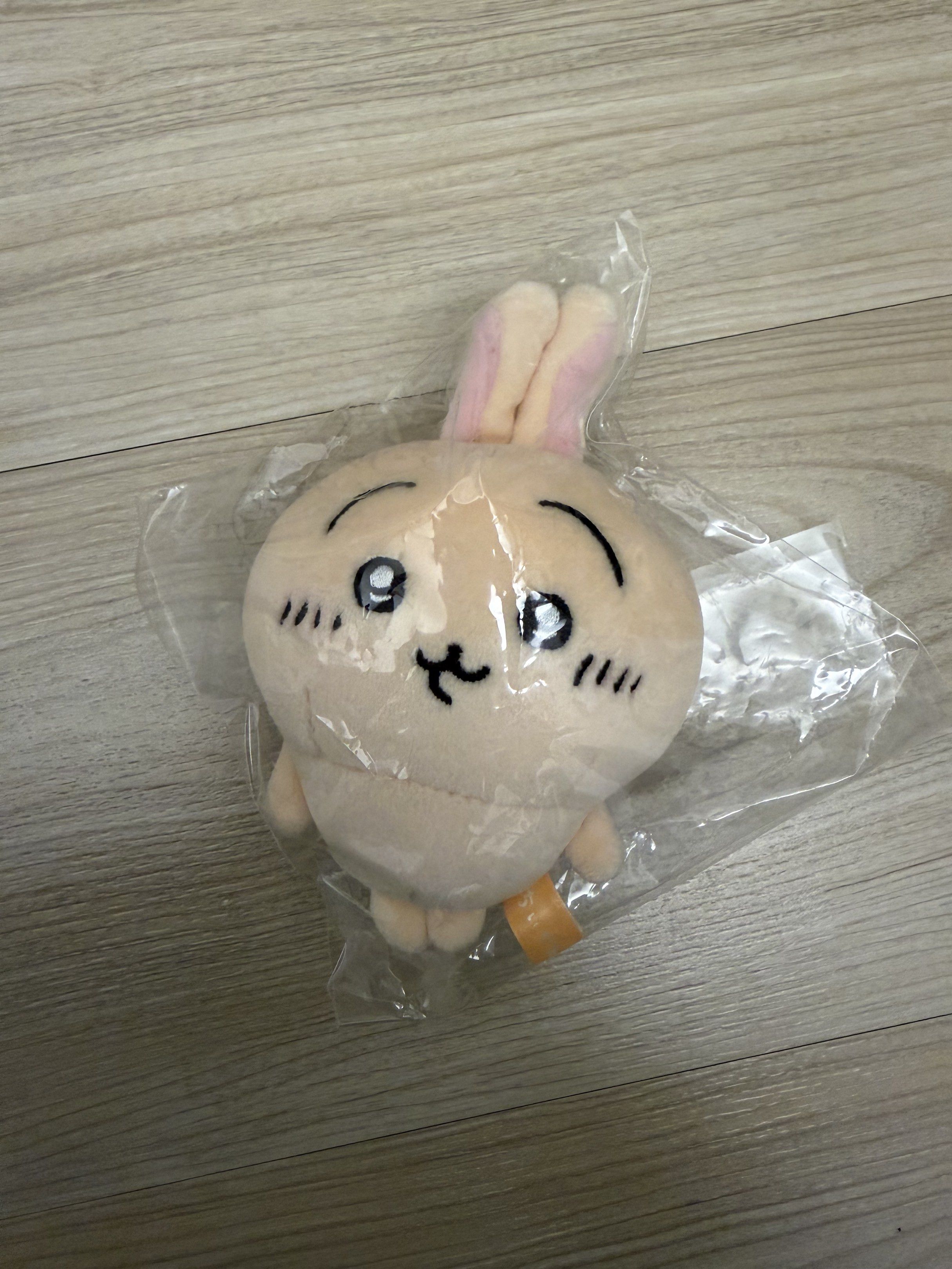 由 babymonster0809 (刊登 ID 1423218696，圖片 3) 提交，位於 新北市 (New Taipei) 的 吉伊卡哇/獅薩烏薩奇、一般烏薩琪、抹茶烏薩奇 (類別：玩具、公仔、桌遊)，說明：1.獅薩烏薩奇（日本購入）全新 350 2.抹茶烏薩奇（日本購入）全新350 3.烏薩奇（台灣專賣店購入）全新吊牌已剪 250。