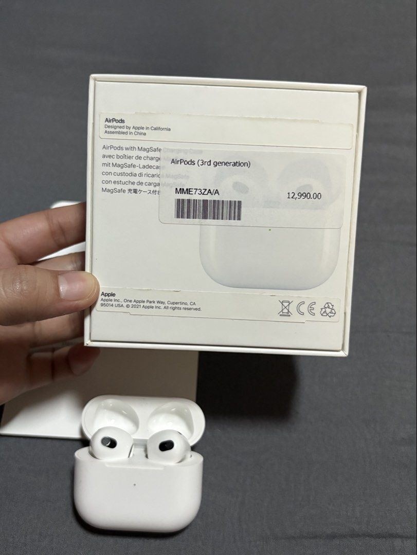 Apple AirPods (3rd generation) (Category: Earphones) located in Caloocan City. Submitted by introvertshopper (Listing ID 1423153904, Image 2). Description: Apple AirPods 3rd Gen with MagSafe Charging Case •Left AirPod not producing sound, but Bluetooth detects it and battery % shows • Right AirPod and MagSafe case work perfectly • Sold as-is at a low price – no complaints, returns, or refunds • Buyer may troubleshoot or replace left AirPod • 100%