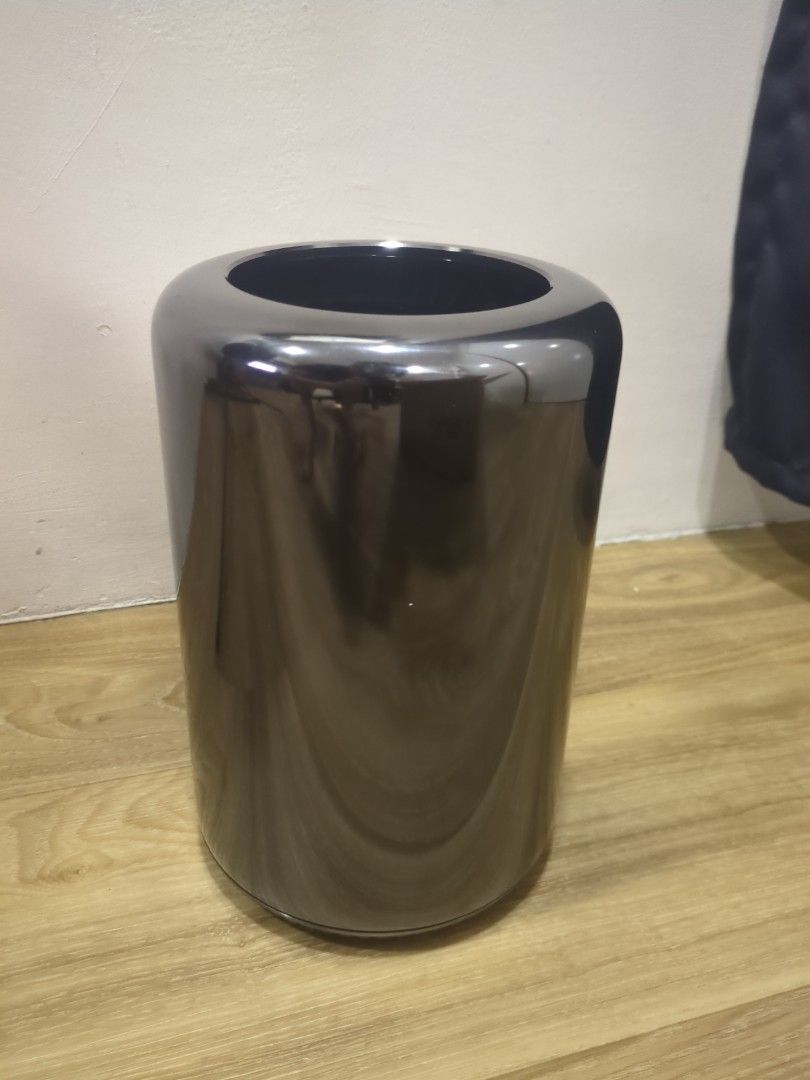 Apple Mac Pro (Late 2013)65673108628225110
