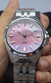 (Category: ) located in . Submitted by taoketimepieces (Listing ID 1423152298, Image 1). Description: .