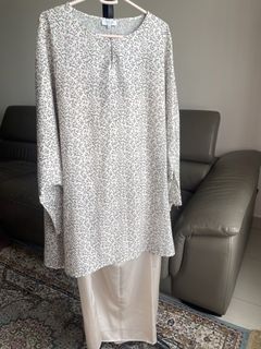 (Category: ) located in . Submitted by aisyahnthrift (Listing ID 1414795870, Image 1). Description: .