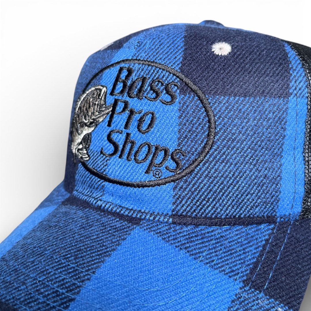 Bass Pro Trucker Cap (Category: Caps & Hats) located in Bokod. Submitted by gianfdc (Listing ID 1423218130, Image 2). Description: - OSFA - EXCELLETN CONDITION -issue: isang snap check last photo.