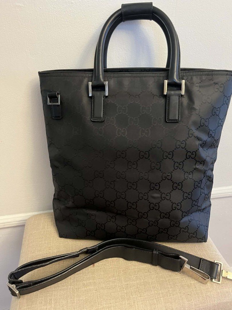 Chloe Marcie Handbag (Category: Luxury Bags & Wallets) located in Manila. Submitted by chantalsalonga (Listing ID 1423143952, Image 3). Description: .