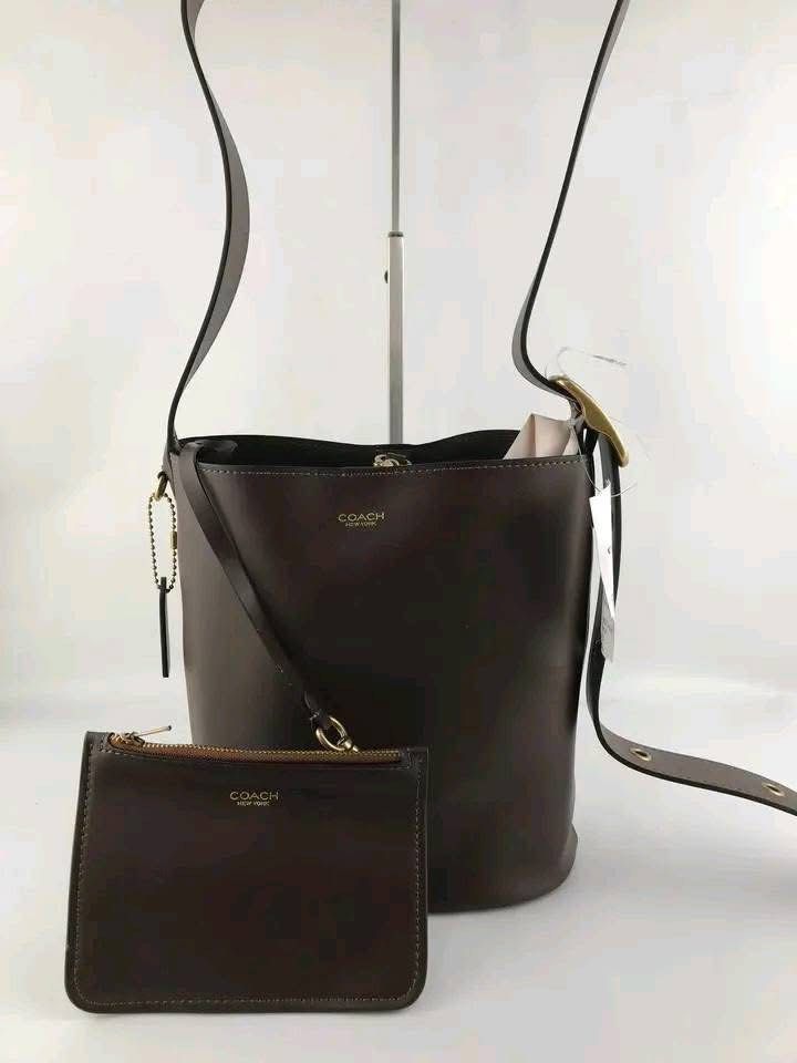 Cch Bucket Bag with Removable Pouch (Category: Luxury Bags & Wallets) located in Manila. Submitted by vera.prudence (Listing ID 1423087071, Image 3). Description: ☘️ CCH Bleeker Bucket Bag Large 27cm (L) x 30cm (H) x 12cm (W) P2,200 Actual Photo Plus SF.