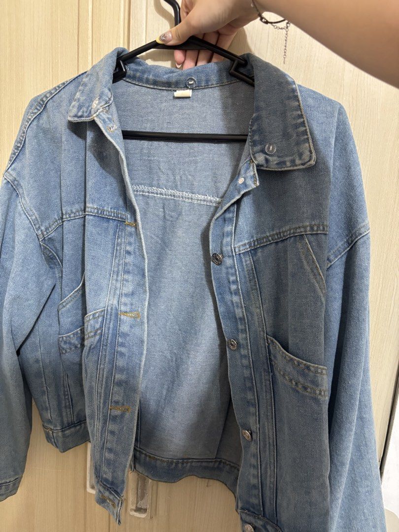Denim jacket (Category: Coats, Jackets and Outerwear) located in San Juan City. Submitted by declutterhailey (Listing ID 1423173697, Image 2). Description: .