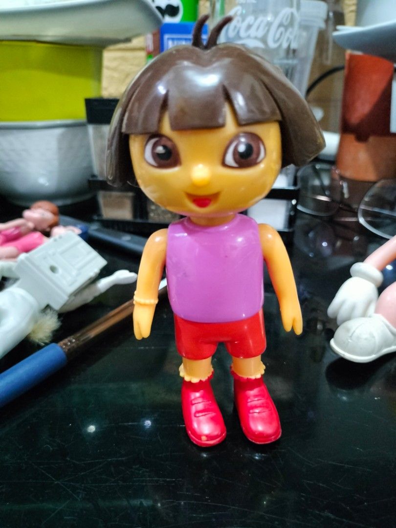 Dora the Explorer Toy Figure (Category: Kids Toys) located in Quezon City. Submitted by carl_pam (Listing ID 1423189274, Image 1). Description: like new..