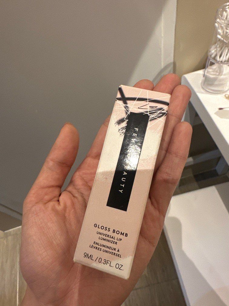 Fenty Beauty Gloss Bomb Universal Lip Luminizer (Category: Makeup) located in San Pablo. Submitted by ther____ (Listing ID 1423207529, Image 1). Description: Shade: Riri. Swatched only.