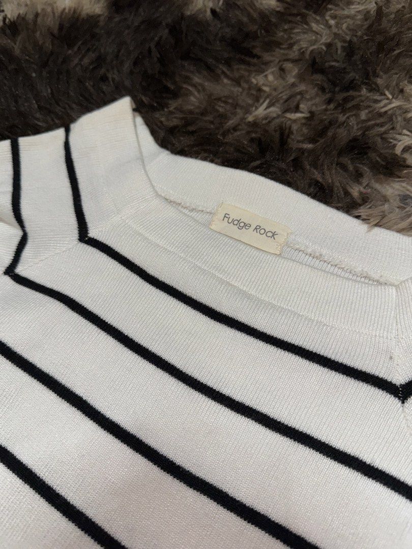 Fudge Rock Striped Off-Shoulder Crop Top (Category: Sleeveless) located in Las Pinas. Submitted by delifits (Listing ID 1423156268, Image 2). Description: Price is negotiable!.