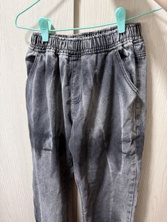 (Category: ) located in . Submitted by soyknots (Listing ID 1423108123, Image 1). Description: .
