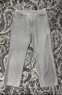 (Category: ) located in . Submitted by ketam.preloved. (Listing ID 1423149246, Image 1). Description: .