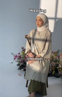 (Category: ) located in . Submitted by oncemore.wardrobe (Listing ID 1423091576, Image 1). Description: .