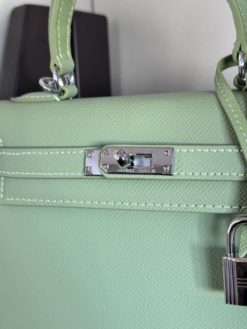 Hermes Kelly Mini Handbag (Category: Luxury Bags & Wallets) located in Santa Barbara. Submitted by elleemmnnop (Listing ID 1423089655, Image 3). Description: Coded Not sure what the leather is it’s matte 23cm.
