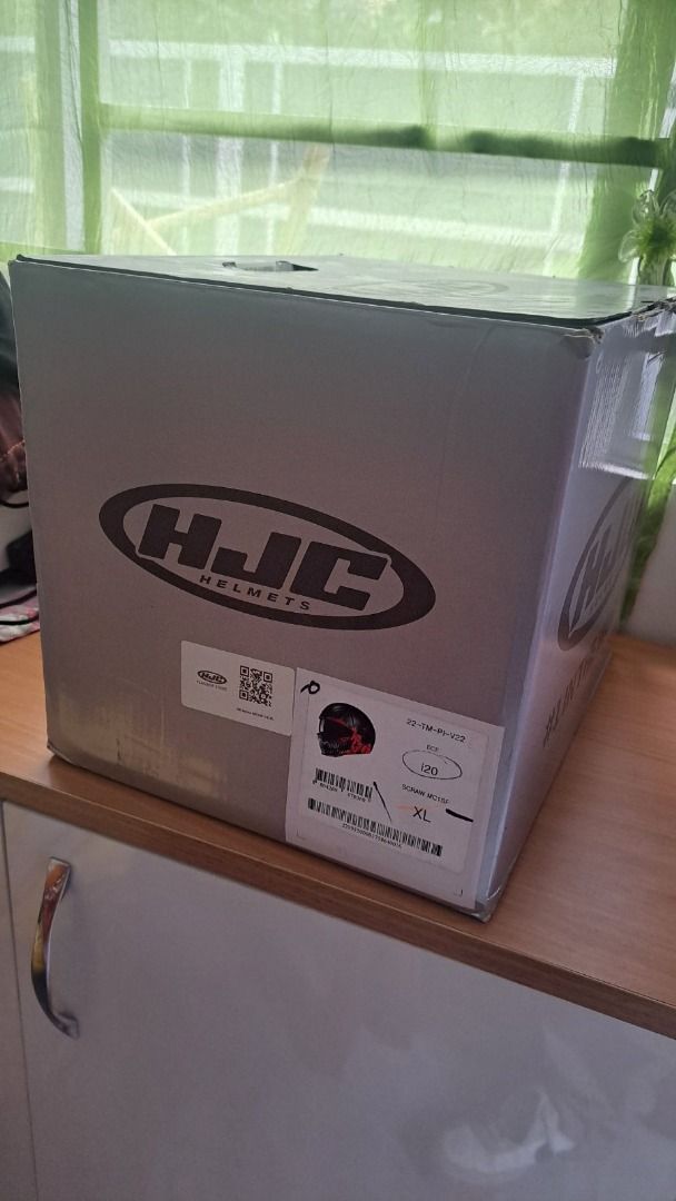HJC i20 Motorcycle Helmet XL (Category: Helmets and other Riding Gears) located in Taguig. Submitted by mikechoyan (Listing ID 1423219232, Image 2). Description: Details & Condition: - Won from a raffle - HJC i20 motorcycle helmet - Unique black and red flame graphic - Size: XL - Includes removable face mask - Comes with original box and accessories - Made in Vietnam RFS: Too big for me.