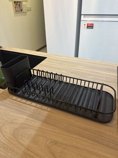 (Category: ) located in . Submitted by cl.closets (Listing ID 1423229049, Image 1). Description: .