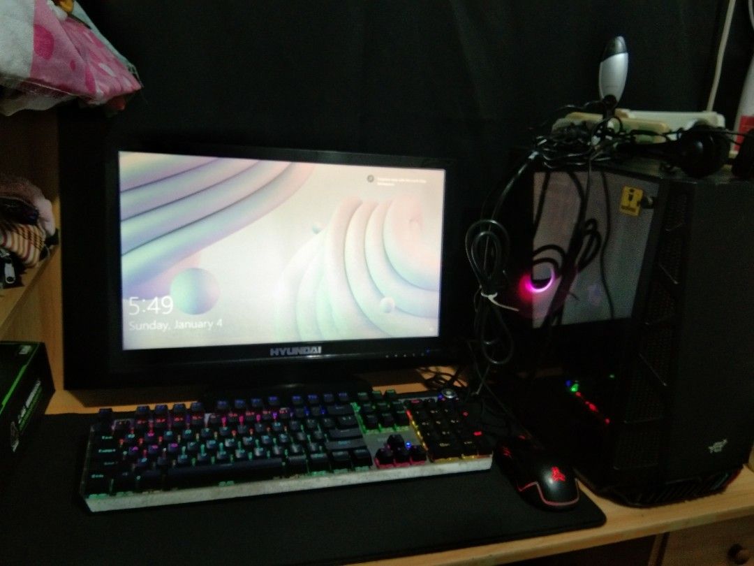 INTEL DESKTOP (Category: Desktops) located in Caloocan City. Submitted by marichelle95225 (Listing ID 1423159789, Image 2). Description: Device Name DESKTOP-PPOM4IM Processor Intel(R) Core(TM) i5-4460 CPU @ 3.20GHz 3.20 GHz Installed RAM 8.00 GB Storage 224 GB SSD P4-240 -OPEN SWAP TO LAPTOP/MACBOOK (WILLING TO ADD).
