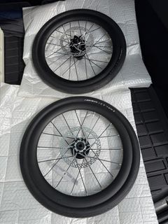 （分類：）位於 。 由 justinc_ 提交（商品編號 1423148234，圖片 1）。簡介： 。