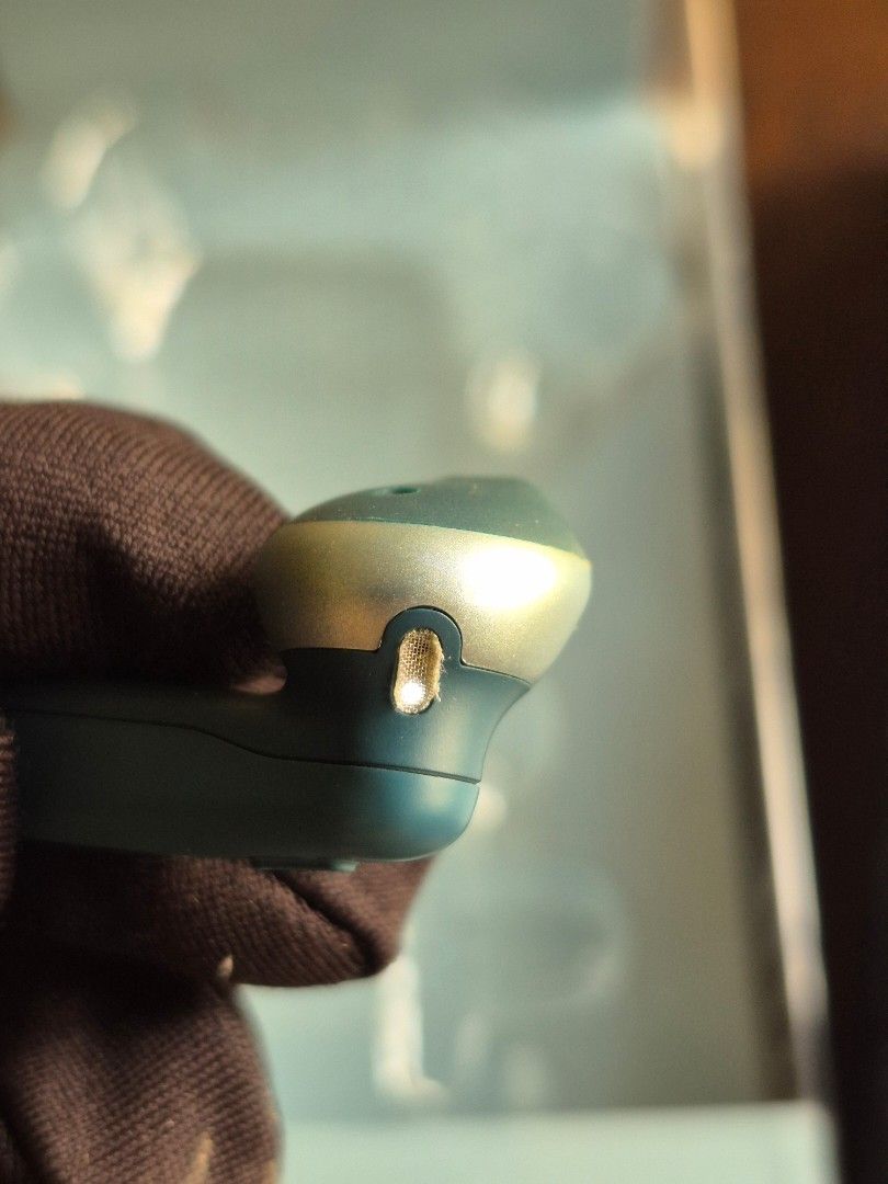 JBL Tune 220TWS True Wireless Earbuds (Category: Earphones) located in Antipolo. Submitted by mfbien_ownpreloved (Listing ID 1423098829, Image 3). Description: - JBL Tune 220TWS earbuds blue color - JBL pure bass sound - universal fit - True wireless design - Includes charging case, USB charging cable, and quick start guide - Features Bluetooth connectivity As is where is; please refer to manual for operating instructions; price negotiable.