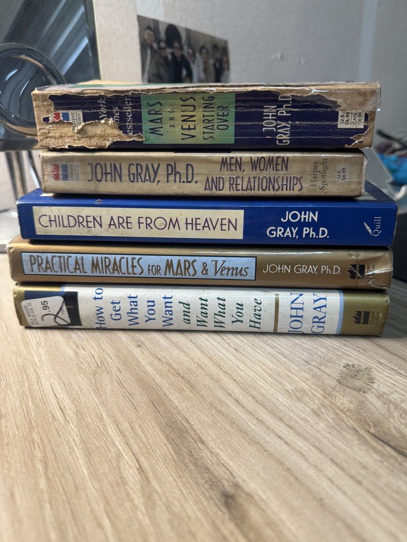 John Gray Books - Mars and Venus Series (Category: Storybooks) located in Quezon City. Submitted by thriftythought (Listing ID 1423105756, Image 1). Description: .