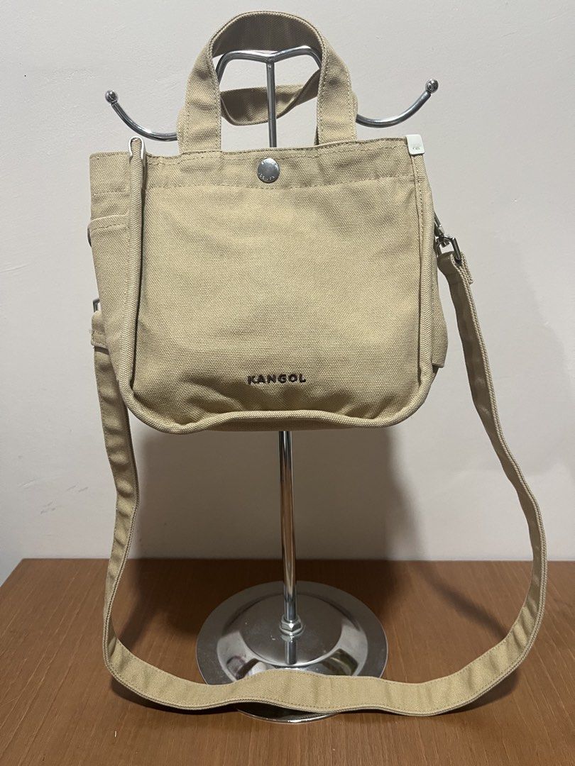 Kangol Canvas Tote Bag (Category: Tote Bags) located in Tarlac. Submitted by jclections (Listing ID 1423221346, Image 3). Description: .