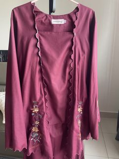 (Category: ) located in . Submitted by aisyahnthrift (Listing ID 1414794914, Image 1). Description: .
